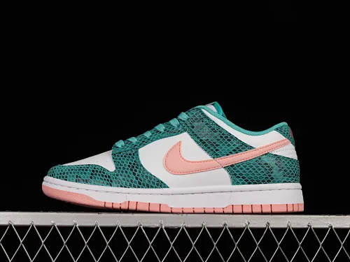 All Categories Nk SB Dunk Series Nk SB Dunk Low Low-top Sneakers Nk Dunk SB Low "Snake Skin" Turquoise Python Pattern SB Smashed Backboard Fashion Casual Sneakers DR8577-300